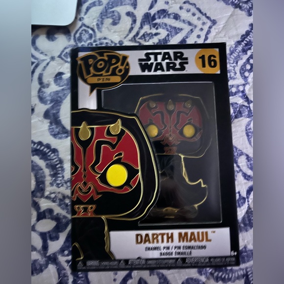 Darth Maul Funko Pin - Picture 2 of 2